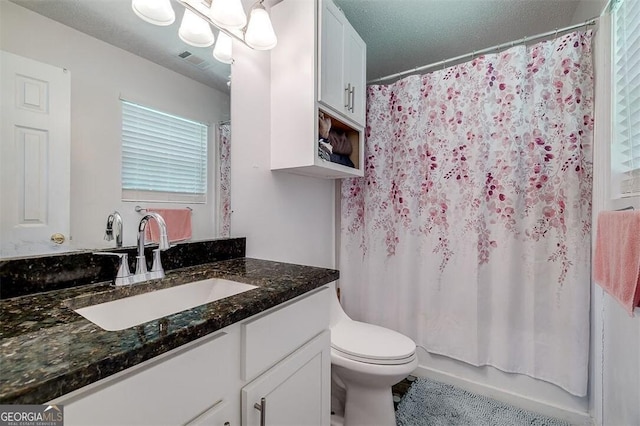 907 Magnolia Ext, Guyton, GA 31312 - bathroom featuring vanity, toilet, a chandelier, and shower / tub combo