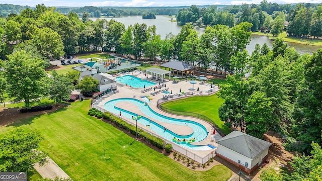 507 Hunterian Pl, Newnan, GA 30265 - aerial view of a pool area and a nearby body of water