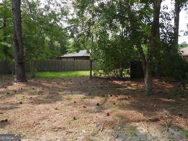 2324 Suttle Ct, Hinesville, GA 31313 - view of yard