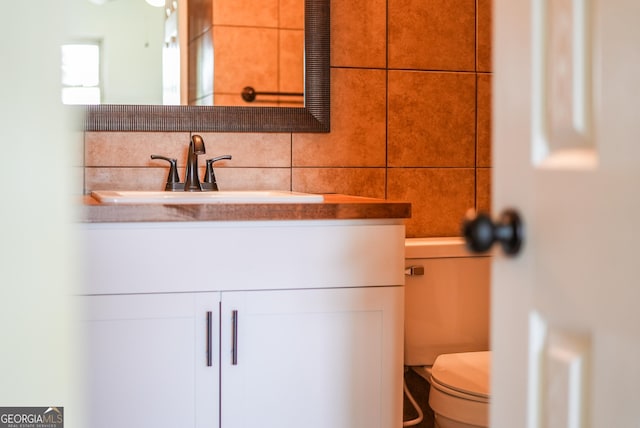 4124 W Rd, Blackshear, GA 31516 - half bath with toilet and vanity