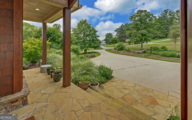 2156 Mockingbird Ln, Hiawassee, GA 30546 - view of patio / terrace