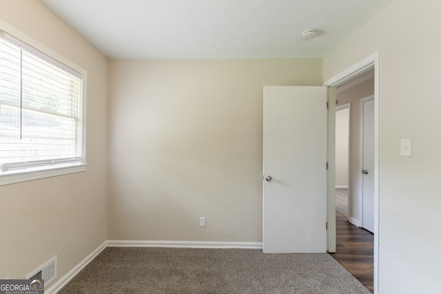 933 Capitol View Ave NW, Atlanta, GA 30318 - carpeted spare room with a smoke detector and baseboards