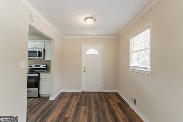 933 Capitol View Ave NW, Atlanta, GA 30318 - foyer with dark wood-type flooring and ornamental molding