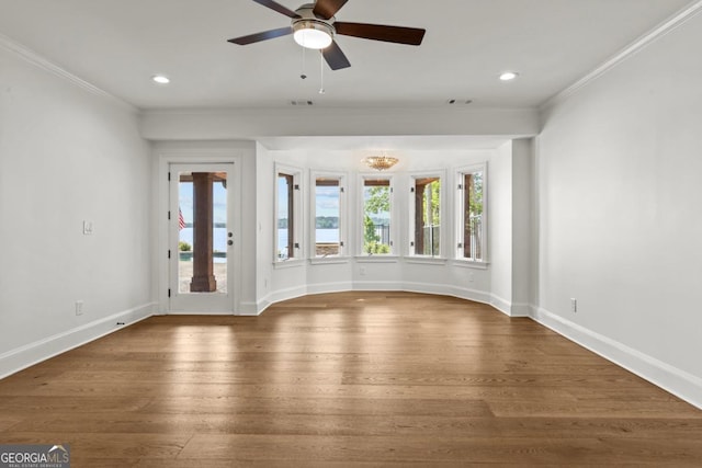 117 W View Way, Eatonton, GA 31024 - empty room featuring wood finished floors, a ceiling fan, crown molding, and recessed lighting