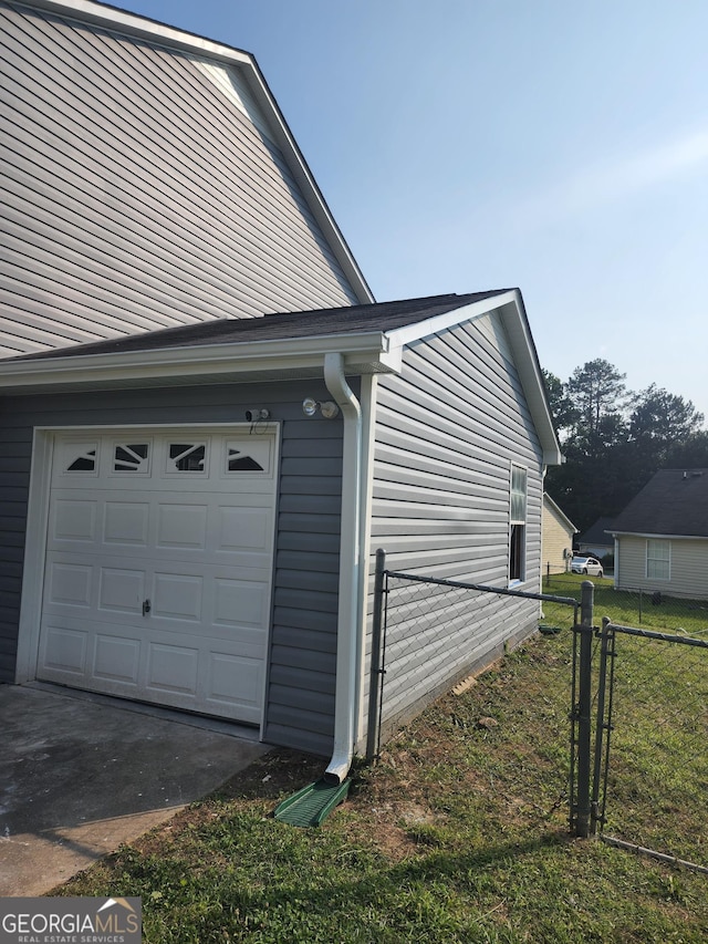 170 Inverness Trce, Riverdale, GA 30274 - view of garage