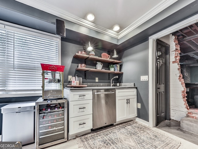 646 Darlington Cir NE, Atlanta, GA 30305 - bar featuring wine cooler, stainless steel dishwasher, crown molding, and baseboards