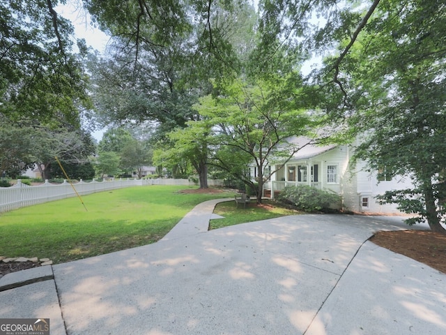 646 Darlington Cir NE, Atlanta, GA 30305 - view of yard