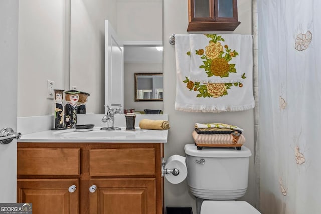 1000 Deep Water Way, Greensboro, GA 30642 - full bathroom with vanity, toilet, and curtained shower