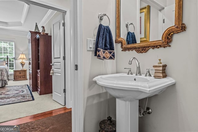 1000 Deep Water Way, Greensboro, GA 30642 - bathroom featuring ornamental molding