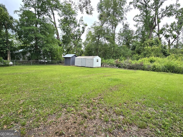 35 Cheatham St, Wadley, GA 30477 - view of yard with view of wooded area