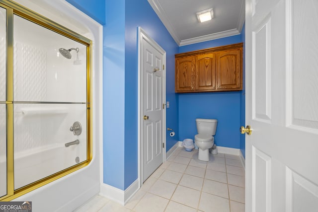 894 Oak Pointe Dr, Cleveland, GA 30528 - full bath with toilet, baseboards, tile patterned flooring, bath / shower combo with glass door, and crown molding