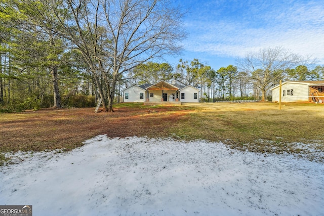 2711 Mcdonough Rd, Hampton, GA 30228 - view of green lawn
