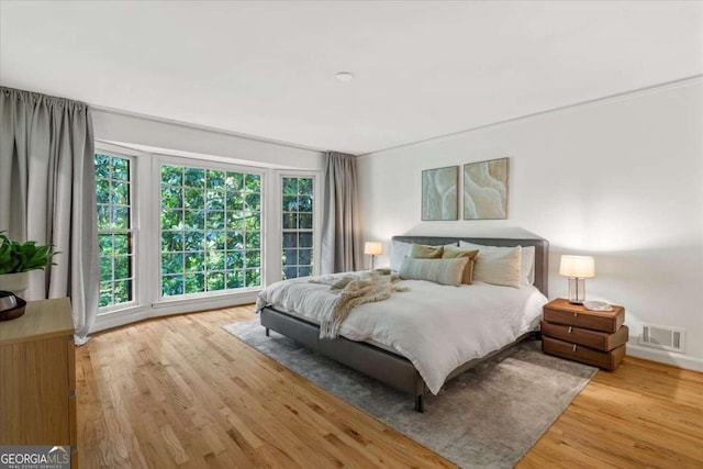 11785 Mountain Laurel Dr, Roswell, GA 30075 - bedroom featuring wood finished floors