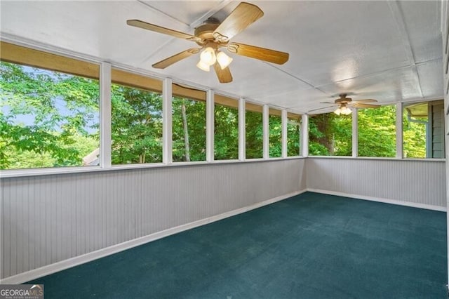 4956 Braeburn Trce NW, Acworth, GA 30102 - unfurnished sunroom featuring a ceiling fan