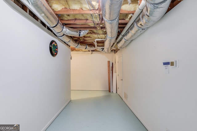2005 Ashton Pointe Dr, Dacula, GA 30019 - unfinished below grade area featuring baseboards