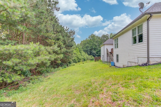 2005 Ashton Pointe Dr, Dacula, GA 30019 - view of grassy yard