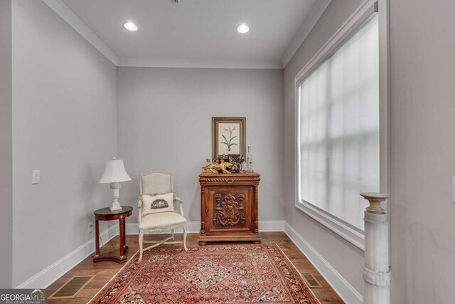 345 Glen Iris Dr NE Unit 3, Atlanta, GA 30312 - sitting room featuring wood finished floors, plenty of natural light, recessed lighting, and ornamental molding