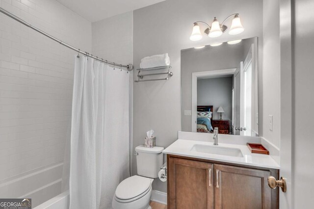 345 Glen Iris Dr NE Unit 3, Atlanta, GA 30312 - full bath with vanity, ensuite bath, and shower / bath combo with shower curtain