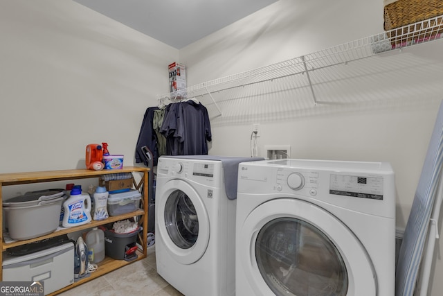 206 Roundwood Way, Peachtree City, GA 30269 - laundry room featuring washer and clothes dryer