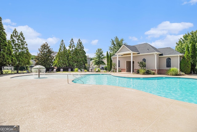 3262 Cascade Parc Blvd SW, Atlanta, GA 30311 - community pool with a patio