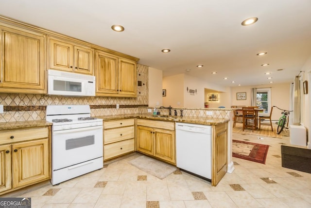 271 Double Gate Ct, Sugar Hill, GA 30518 - kitchen featuring white appliances, a peninsula, backsplash, recessed lighting, and light tile patterned flooring