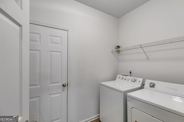 305 Overland Trl, Temple, GA 30179 - laundry room with washer and dryer