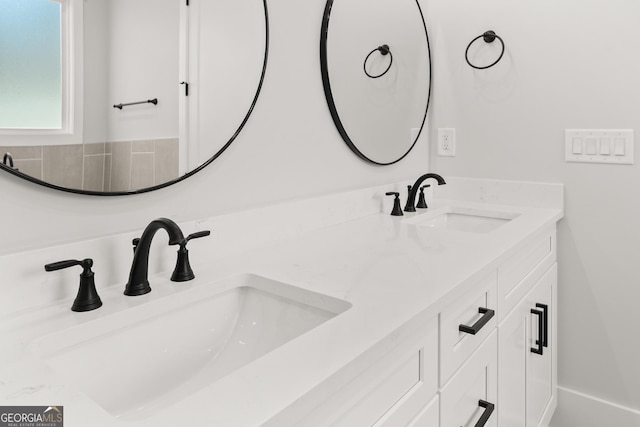 1253 Cumberland Valley Rd, Gainesville, GA 30501 - full bathroom featuring double vanity