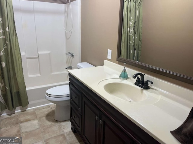 1429 Thyatira Brockton Rd, Jefferson, GA 30549 - full bath featuring toilet, vanity, and shower / bath combination with curtain