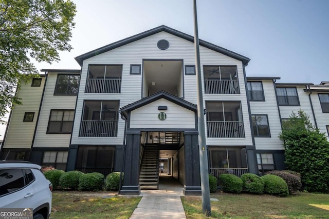 211 N Ave Unit 1122, Athens, GA 30601 - view of property featuring stairs