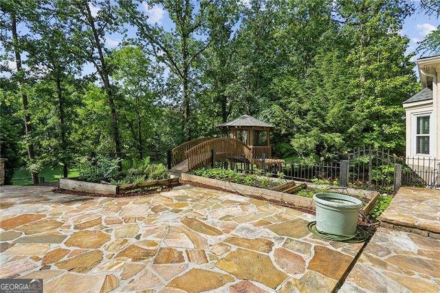 511 Pine Valley Rd SE, Marietta, GA 30067 - view of patio / terrace