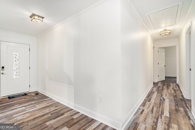2674 Skylane Dr, Marietta, GA 30062 - foyer entrance featuring wood finished floors and ornamental molding