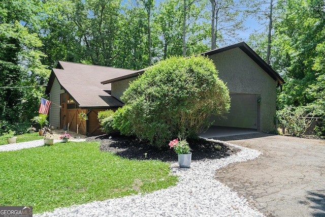2674 Skylane Dr, Marietta, GA 30062 - view of front of home with driveway