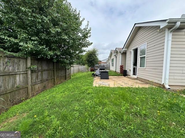 298 Timberwind Dr, Byron, GA 31008 - view of yard with a patio