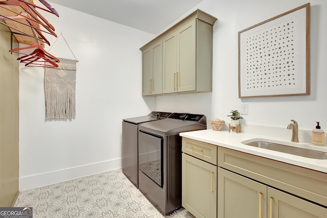 140 S Alexander Creek Rd, Newnan, GA 30263 - washroom featuring cabinet space, washing machine and dryer, and baseboards