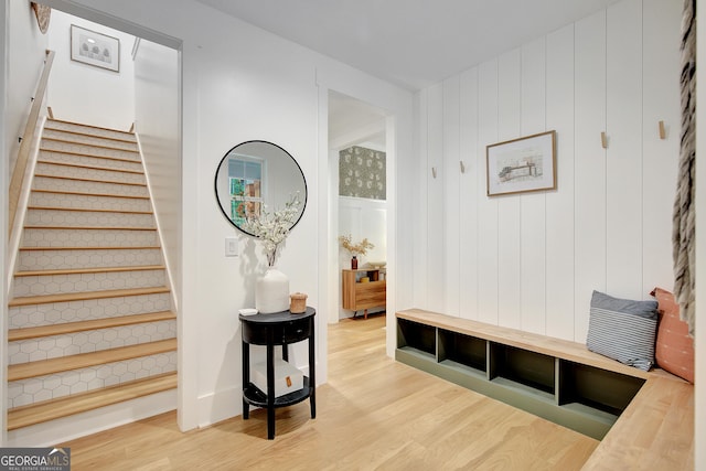 140 S Alexander Creek Rd, Newnan, GA 30263 - mudroom with wood finished floors