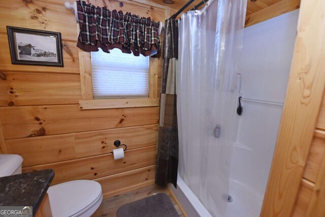 101 Porch View Cir Unit 121, Blairsville, GA 30512 - full bath with a shower with curtain, toilet, and wood finished floors