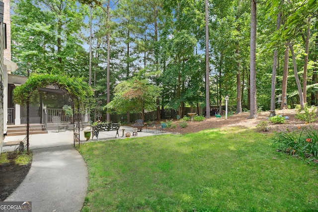 120 Forest Breeze Cv, Alpharetta, GA 30022 - surrounding community featuring a patio