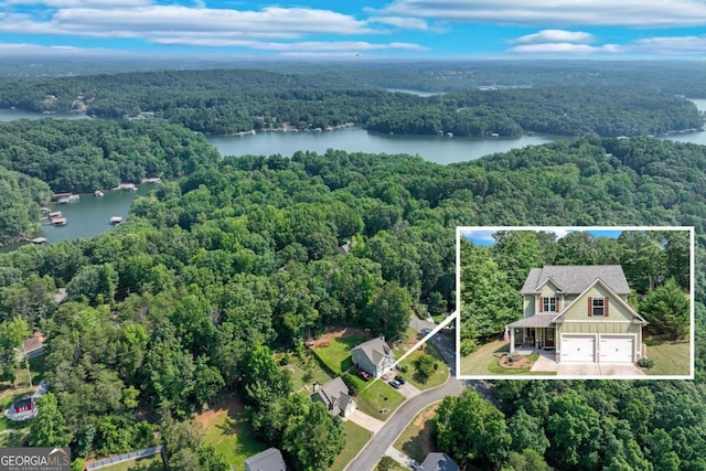 6540 Terracewood Ln, Gainesville, GA 30506 - aerial overview of property's location featuring a heavily wooded area, property boundaries highlighted, and a nearby body of water