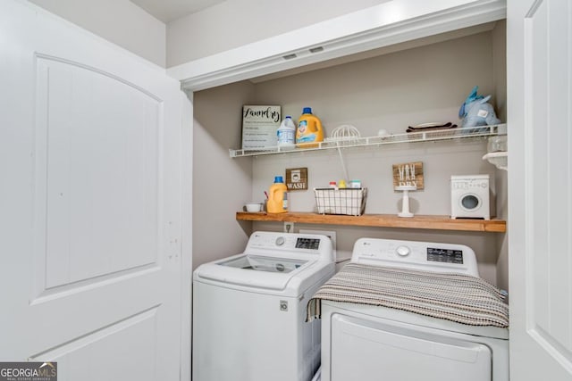 6540 Terracewood Ln, Gainesville, GA 30506 - laundry room with washer and clothes dryer