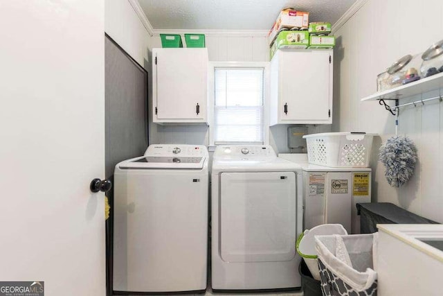 913 7th Ave, Albany, GA 31701 - washroom featuring cabinet space, washer and clothes dryer, and ornamental molding