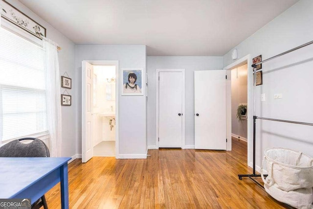 913 7th Ave, Albany, GA 31701 - interior space with light wood finished floors
