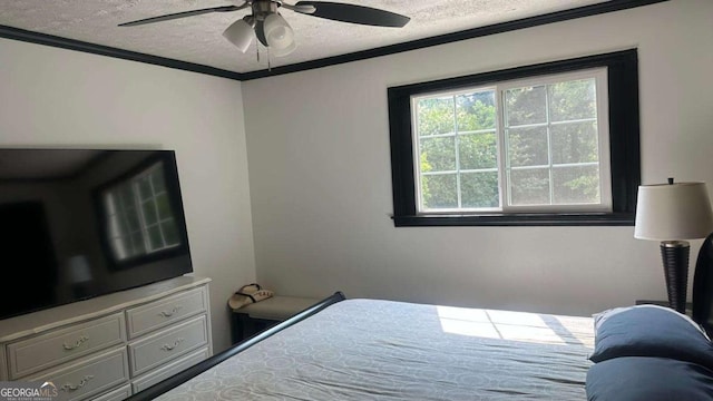 2812 Maple Rd SE, Rome, GA 30161 - bedroom with a textured ceiling, crown molding, and a ceiling fan