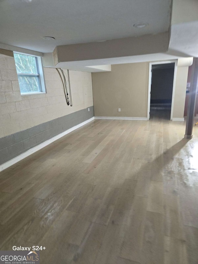 2812 Maple Rd SE, Rome, GA 30161 - basement featuring wood finished floors and baseboards