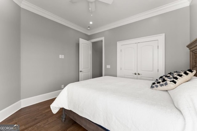 146 David Dr, Tiger, GA 30576 - bedroom with dark wood finished floors, a closet, ornamental molding, and a ceiling fan