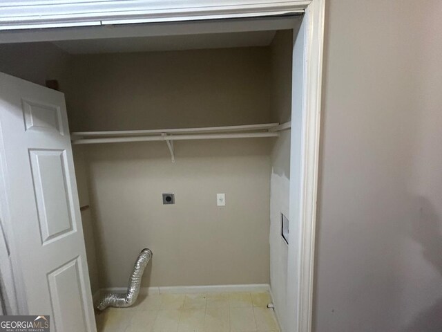 3808 Holy Cross Ct, Decatur, GA 30034 - laundry room with electric dryer hookup and baseboards