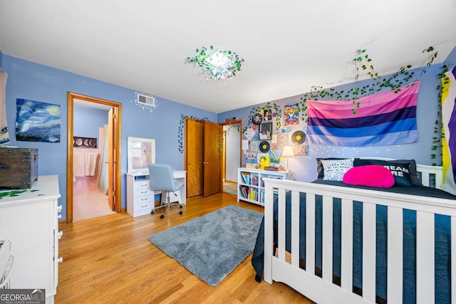 1138 Berkeley Rd, Avondale Estates, GA 30002 - bedroom with wood finished floors