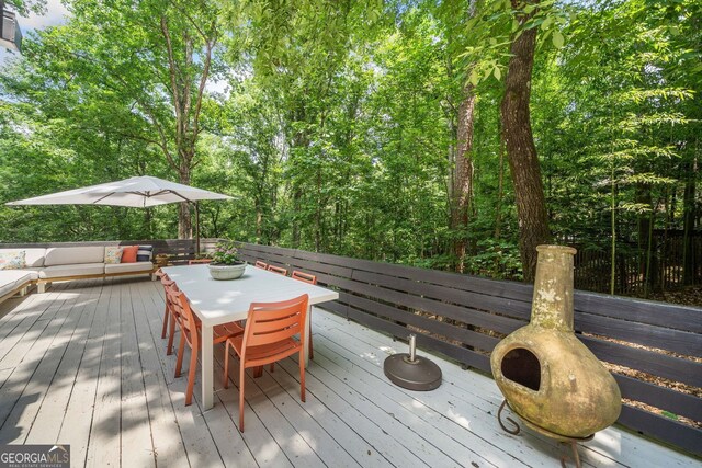 545 Matterhorn Way, Alpharetta, GA 30022 - wooden deck with outdoor dining space