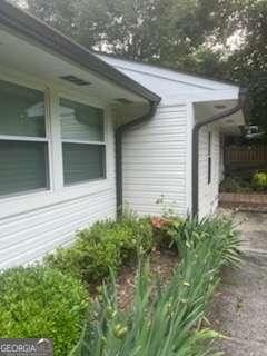 3785 Somerset Dr SW, Marietta, GA 30064 - view of side of home