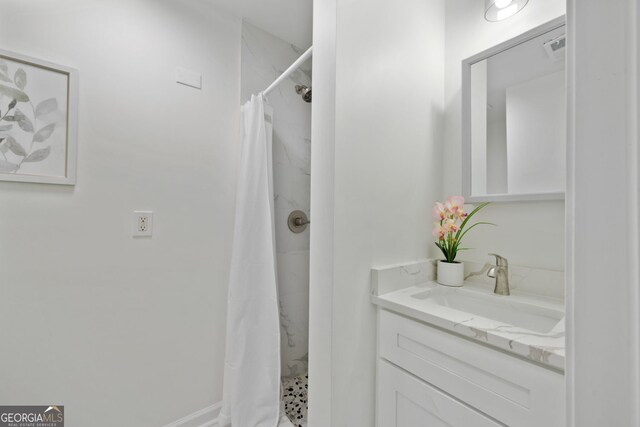 2485 Hillside Ave, Decatur, GA 30032 - full bathroom featuring vanity and a shower with curtain