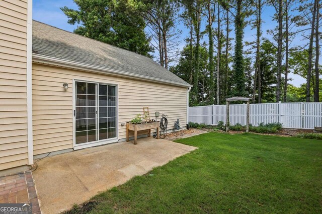 2657 Albion Farm Way, Duluth, GA 30097 - view of yard with a patio